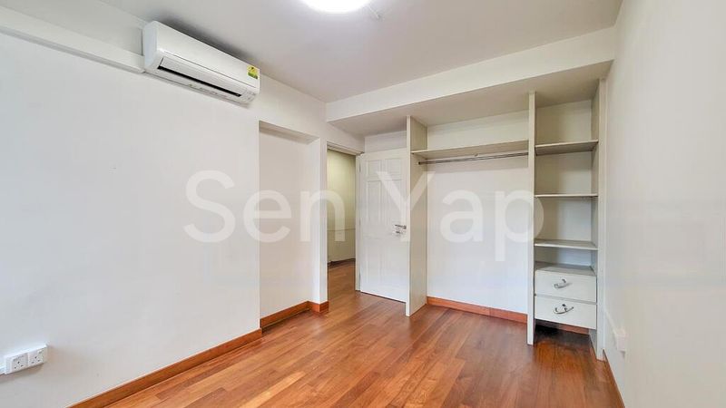 3 Bed Walk-up Apartment (Condo) for Rent in  Chancery Court - Image 4
